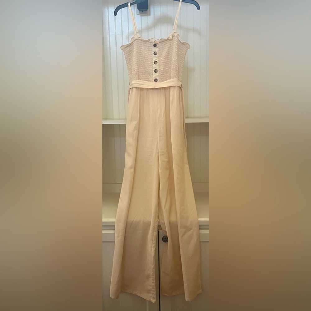 VENUS Smocked Linen Jumpsuit w. Pockets | Cream | Size 8 - Picture 7 of 9